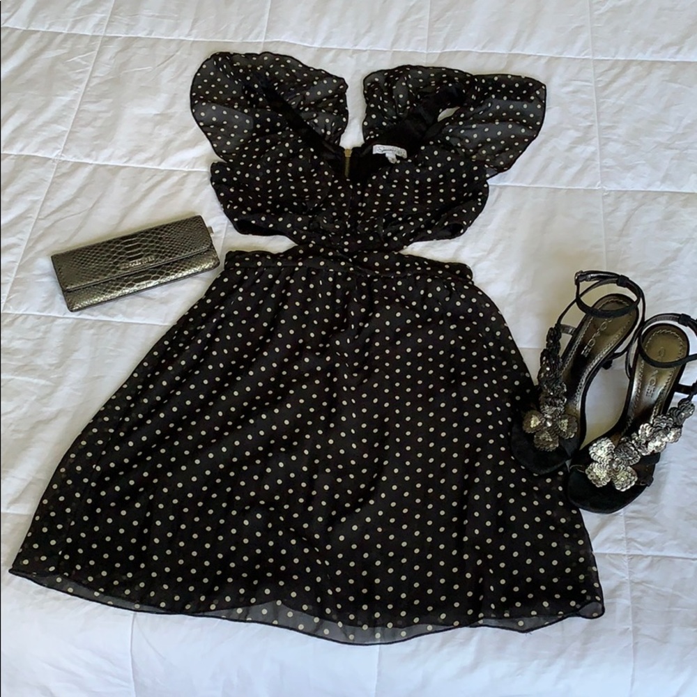 Speechless Short Casual Dress 👗